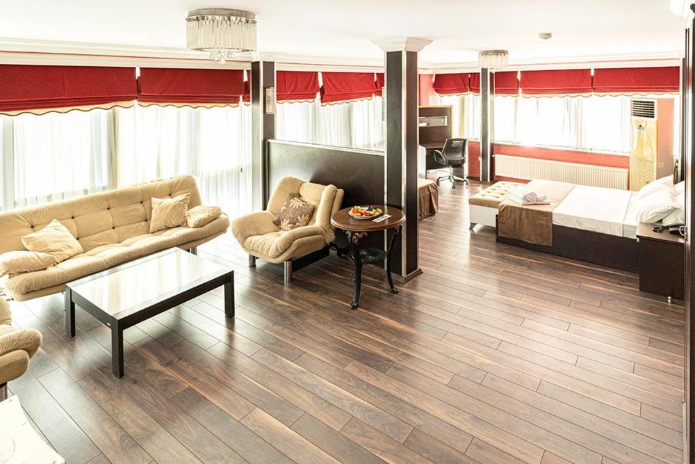 Pamuk City Hotel Gaziantep Esterno foto